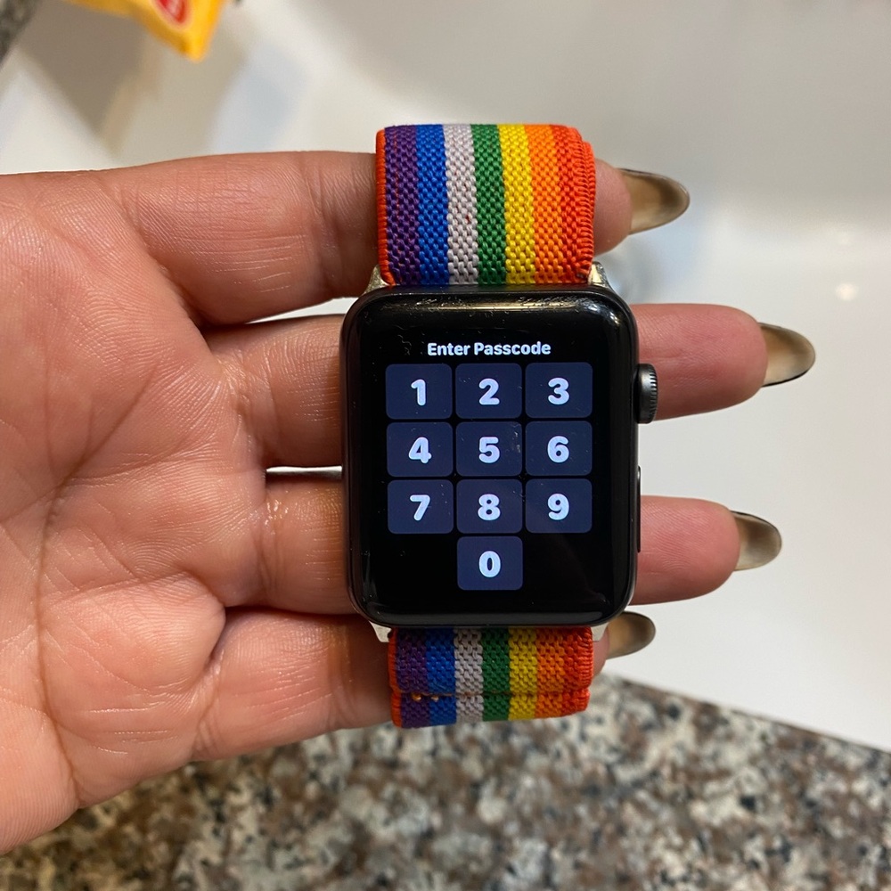 Apple Watch Series 3 Smartwatch
